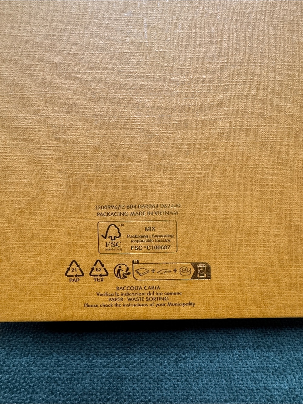 Louis Vuitton Accessory Box - Picture 6 of 8